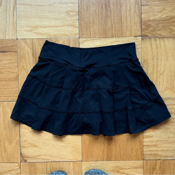 Altar’d State AS Revival Black Workout Skort - Picture 3 of 3